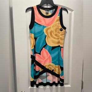 Eva Varro stretch pants dress. Vibrant colors, trendy look. Excellent condition.